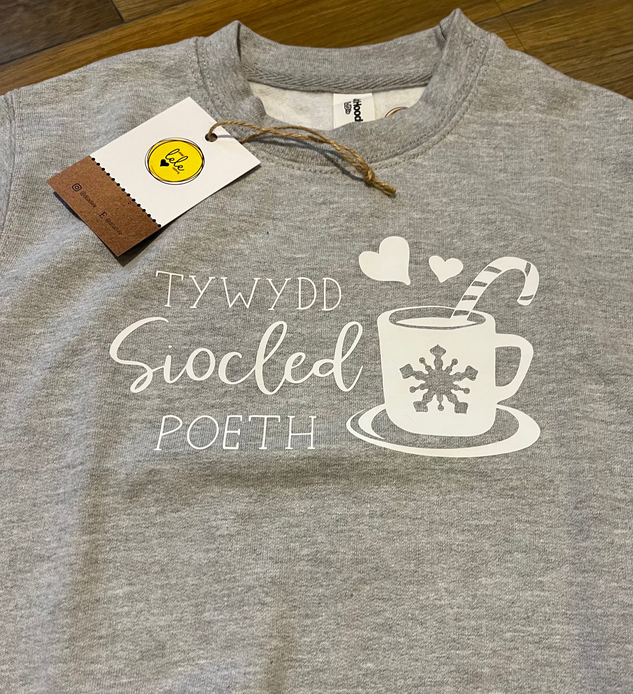 SALE Twyydd Siocled Poeth Sweatshirt