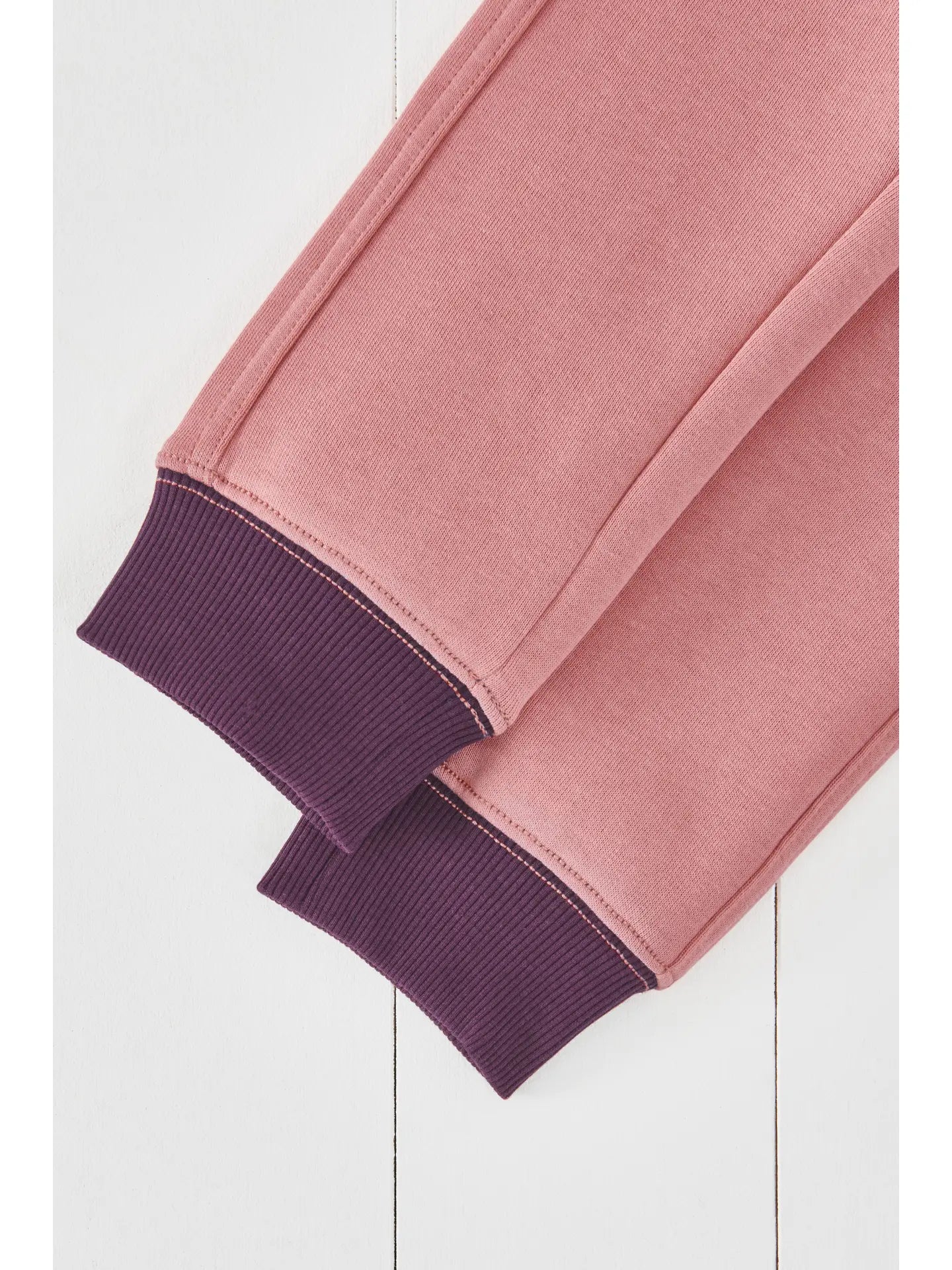 Rose Joggers Grass & Air