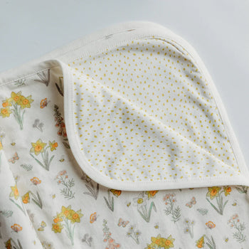 Daffodil Blanket Fox & Lottie