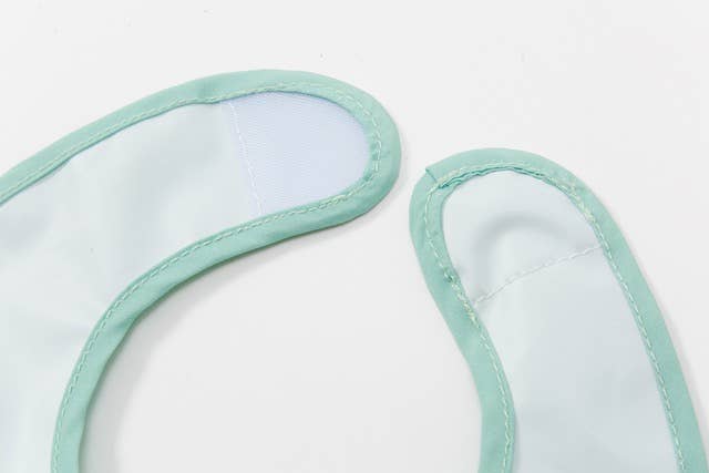 BTL Set of 2 Bibs - Happy Lemon